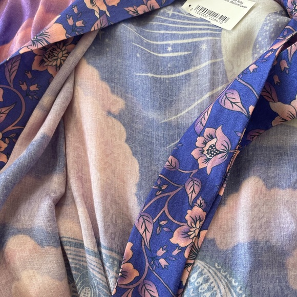 Spell Luna Short Robe - M/L - Picture 8 of 8